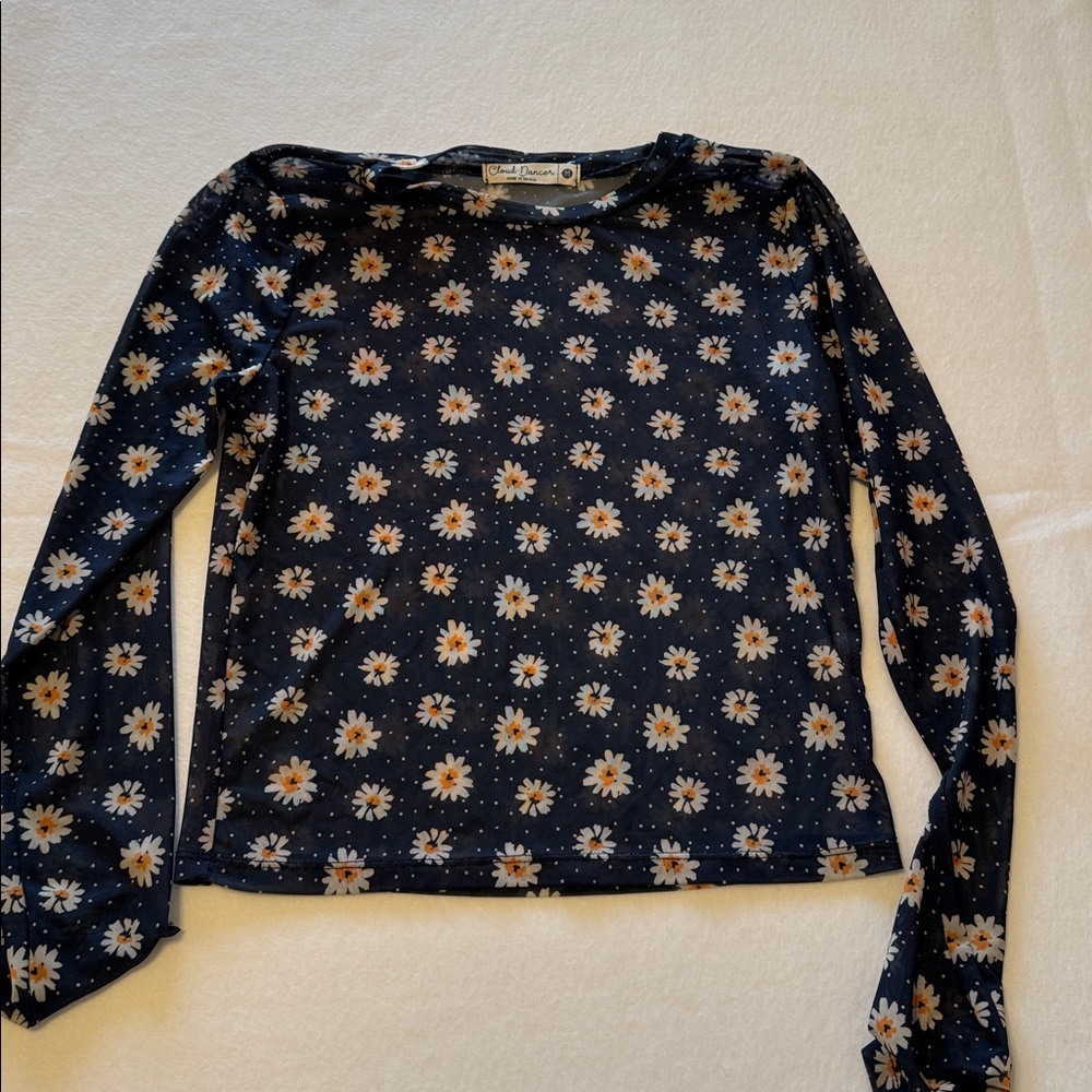 Sheer Crop Top with Daisies‎ by Cloud Dancer Size M